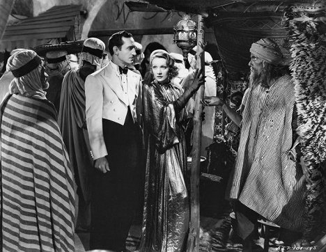 Basil Rathbone, Marlene Dietrich, John Carradine - The Garden of Allah - Photos