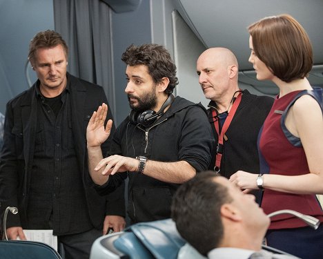 Liam Neeson, Jaume Collet-Serra, Flavio Martínez Labiano, Michelle Dockery - Non-Stop - Tournage