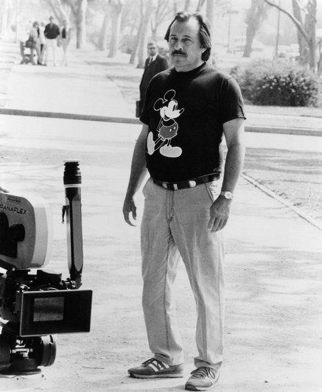 Paul Mazursky - Down and Out in Beverly Hills - Van de set