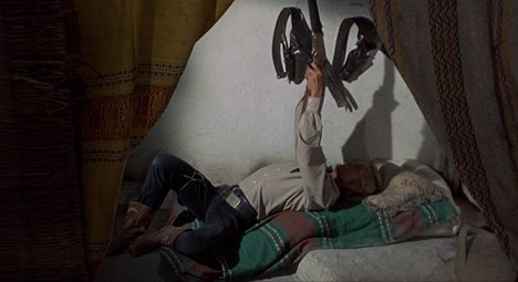 Gordon Mitchell - Arrivano Django e Sartana... è la fine - Z filmu