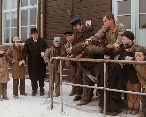 Rudolf Hrušínský, Oldřich Vlach, Jan Tříska, Radoslav Budáč - Die Volksschule - Filmfotos