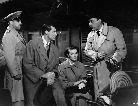Ramon Novarro, Cary Grant, Paula Raymond, Leon Ames - Crisis - Photos