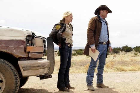 Katee Sackhoff, Robert Taylor - Longmire - Ehrlichkeit und Integrität - Filmfotos