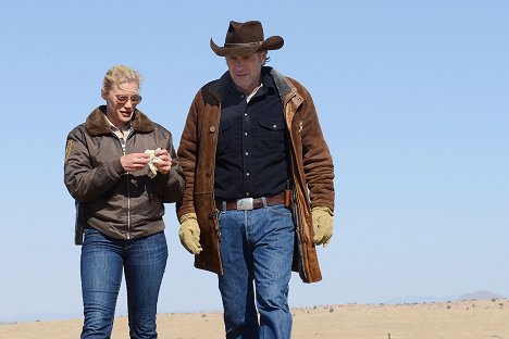 Katee Sackhoff, Robert Taylor - Longmire - The Road to Hell - Photos