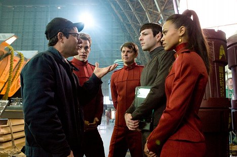 J.J. Abrams, Chris Pine, Karl Urban, Zachary Quinto, Zoe Saldana - Star Trek - Dreharbeiten