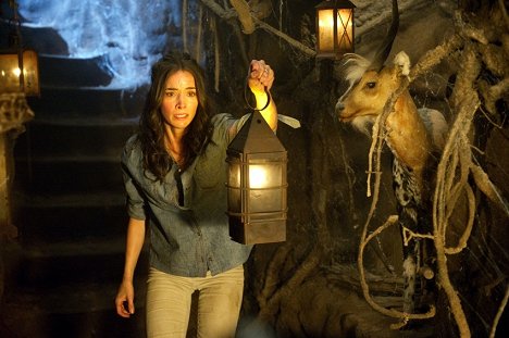 Abigail Spencer - The Haunting in Connecticut 2: Ghosts of Georgia - Photos