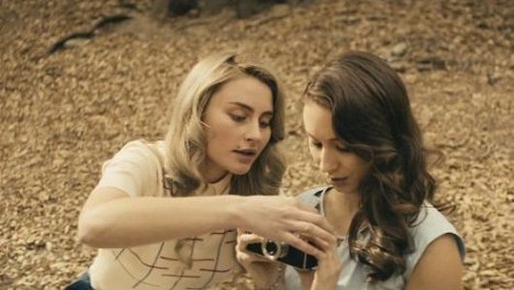 Hayley McCune, Troian Bellisario - The Head and the Heart - Another Story - De filmes
