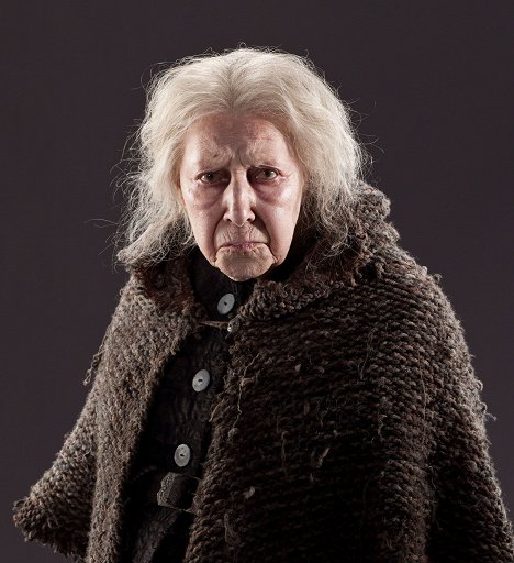Hazel Douglas - Harry Potter és a Halál ereklyéi I. rész - Promóció fotók