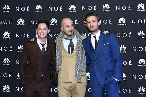 Logan Lerman, Darren Aronofsky, Douglas Booth - Noah - Events