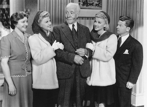Sara Haden, Lewis Stone, Mickey Rooney - Andy Hardy's Blonde Trouble - Film