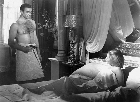 Sean Connery, Daniela Bianchi - From Russia with Love - Photos