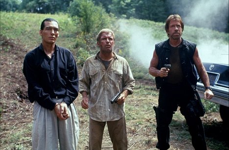Billy Drago, Richard Jaeckel, Chuck Norris - Delta Force 2 - Huumeviidakko - Kuvat elokuvasta