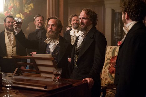 Tom Hollander, Ralph Fiennes - The Invisible Woman - Photos