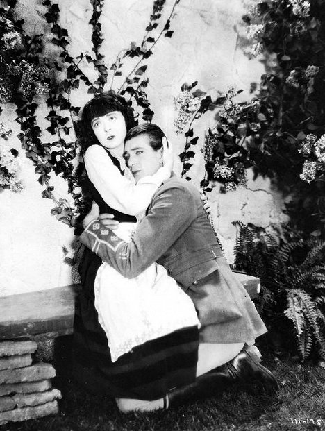 Colleen Moore, Gary Cooper - Lilac Time - Z filmu