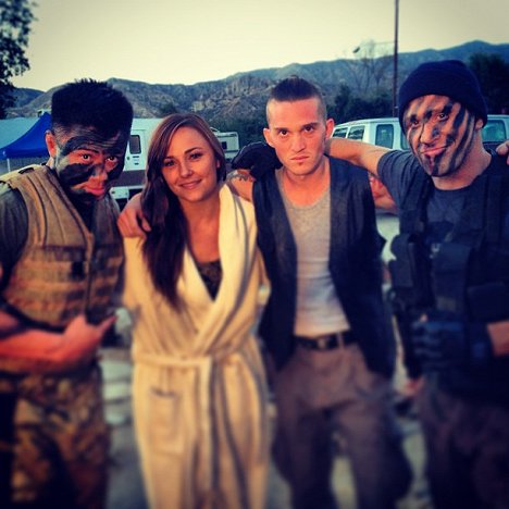 Cung Le, Briana Evigan - Justice - Tournage
