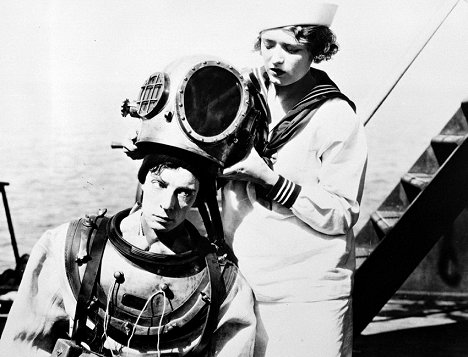 Buster Keaton, Kathryn McGuire - Buster Keaton, der Matrose - Filmfotos