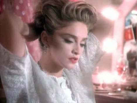 Madonna - Madonna: Material Girl - Z filmu