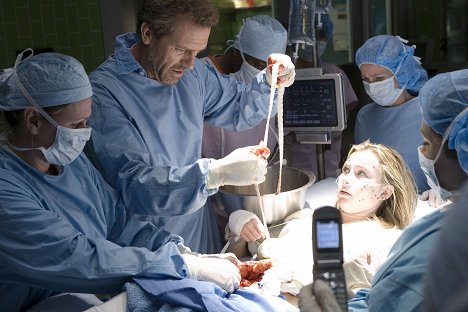 Hugh Laurie, Mika Boorem - Doktor House - Érzéketlen - Filmfotók