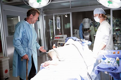 Hugh Laurie, Jesse Spencer - Doktor House - Fájdalom nélkül - Filmfotók