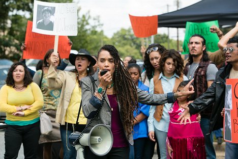 Lisa Bonet - The Red Road - The Woman Who Fell from the Sky - Kuvat elokuvasta