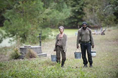 Melissa McBride, Chad L. Coleman - The Walking Dead - Le Verger - Film