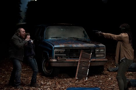 Keith Brooks, Chandler Riggs - The Walking Dead - Terminus - Filmfotók