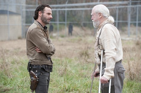 Andrew Lincoln, Scott Wilson - The Walking Dead - A - Photos