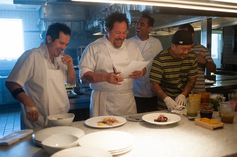 John Leguizamo, Jon Favreau, Bobby Cannavale, Roy Choi - Chef - Photos