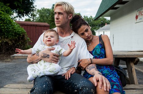 Ryan Gosling, Eva Mendes - The Place Beyond the Pines - Photos