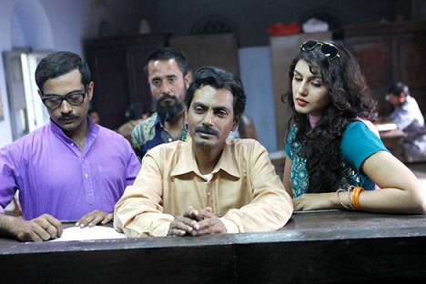 Murari Kumar, Nawazuddin Siddiqui, Huma Qureshi - Gangs of Wasseypur Part II - Kuvat elokuvasta