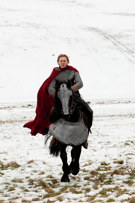Tom Hiddleston - V kruhu koruny - Jindřich IV. (1. díl) - Z filmu