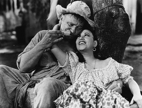 Wallace Beery, Mona Barrie - A Message to Garcia - Z filmu