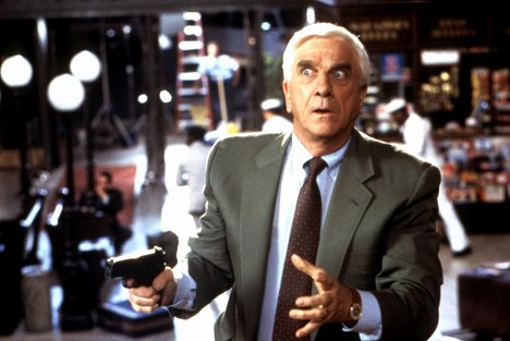 Leslie Nielsen - Bláznivá strela 33 a 1/3: Posledný trapas - Z filmu