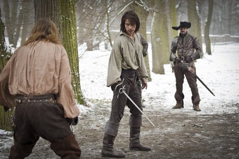 Luke Pasqualino, Howard Charles - The Musketeers - Photos