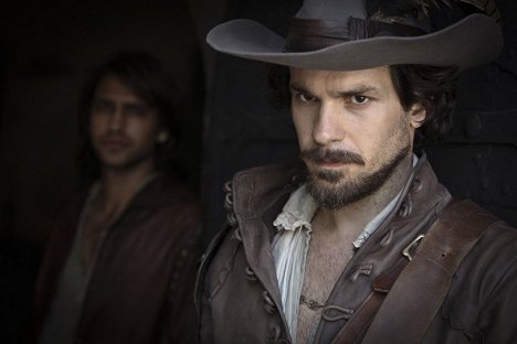 Santiago Cabrera - Los mosqueteros - De la película