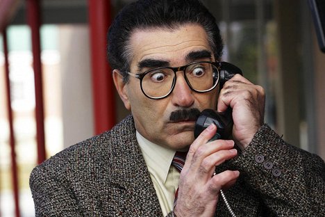 Eugene Levy - Dumm und Dümmerer - Filmfotos