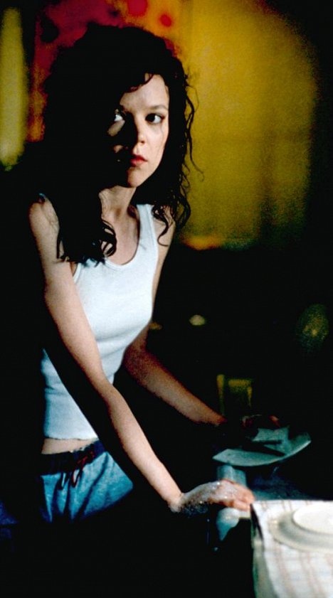 Emily Bergl - Carrie 2: Zúrivosť - Z filmu