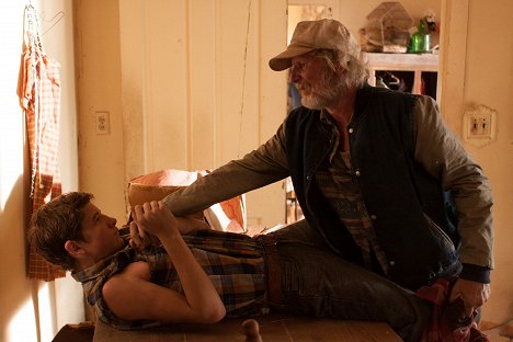 Tye Sheridan, Gary Poulter - Joe - De la película