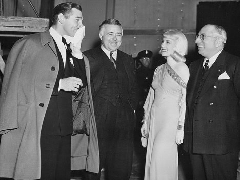 Clark Gable, Clarence Brown, Norma Shearer - Idiot's Delight - Van de set