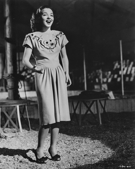 Kathryn Grayson - Thousands Cheer - De la película