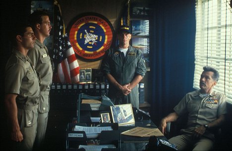 Tom Cruise, Anthony Edwards, Michael Ironside, Tom Skerritt - Top Gun - Filmfotók