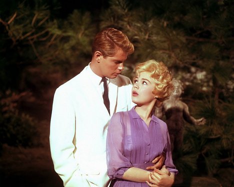 Troy Donahue, Sandra Dee - A Summer Place - Filmfotos