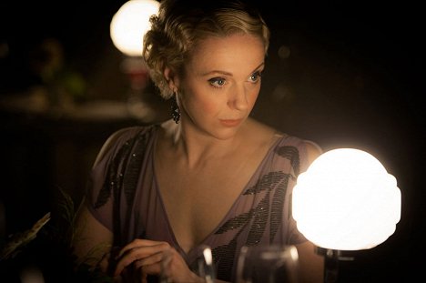 Amanda Abbington - Sherlock - Prázdný pohřebák - Z filmu