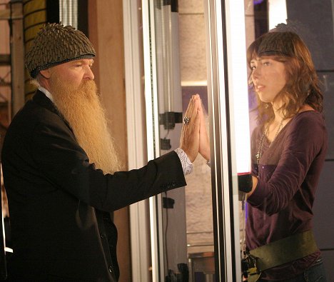 Billy Gibbons, Michaela Conlin - Bones - The Man in the Fallout Shelter - Photos