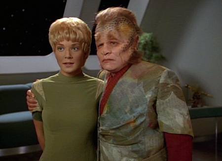 Jennifer Lien, Ethan Phillips - Star Trek: Voyager - Caretaker - Photos