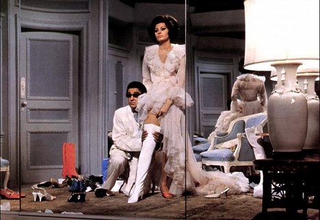 Alan Badel, Sophia Loren - Arabesco - De la película