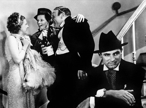 Natalie Paley, Katharine Hepburn, Edmund Gwenn, Cary Grant - Sylvia Scarlett - Filmfotos