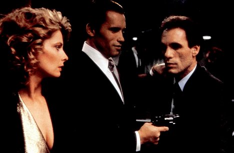 Kathryn Harrold, Arnold Schwarzenegger, Robert Davi - Špinavá dohoda - Z filmu