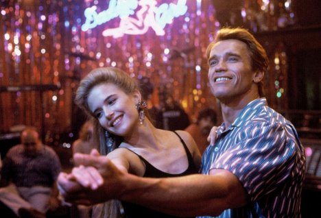 Kelly Preston, Arnold Schwarzenegger - Dvojčata - Z filmu
