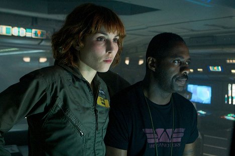 Noomi Rapace, Idris Elba - Prometheus - Dunkle Zeichen - Filmfotos